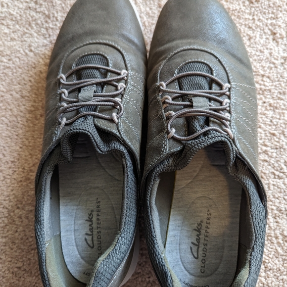 Clarks Cloudsteppers 11W - Picture 3 of 6